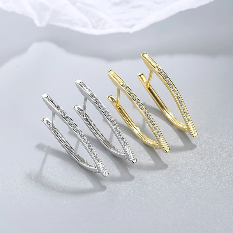 New Fashion Hyperbolic V-Shaped Triangle Drop Earrings For Women Crystal Golden/White Straight Piercing Earring Stud Accessories