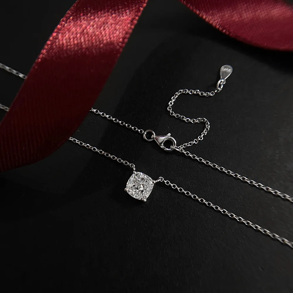

Fine Cushion cut 7mm Diamond Pendant 100% Real 925 Sterling Silver Party Wedding Pendants Necklace For Women Choker Jewelry