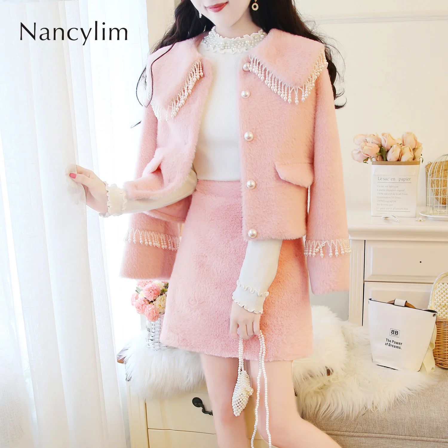 

2019 Autumn Winter Small Fragrance Sets Womens Two Piece Set Duty Pearl Collar Mink Velvet Jacket and Skirt Two-piece Set