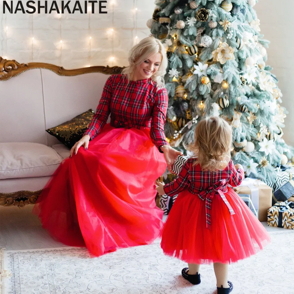 NASHAKAITE/платья для мамы и дочки; одинаковые платья в клетку с длинными рукавами и сетчатым подолом; осенне-зимняя одежда «Мама и я»