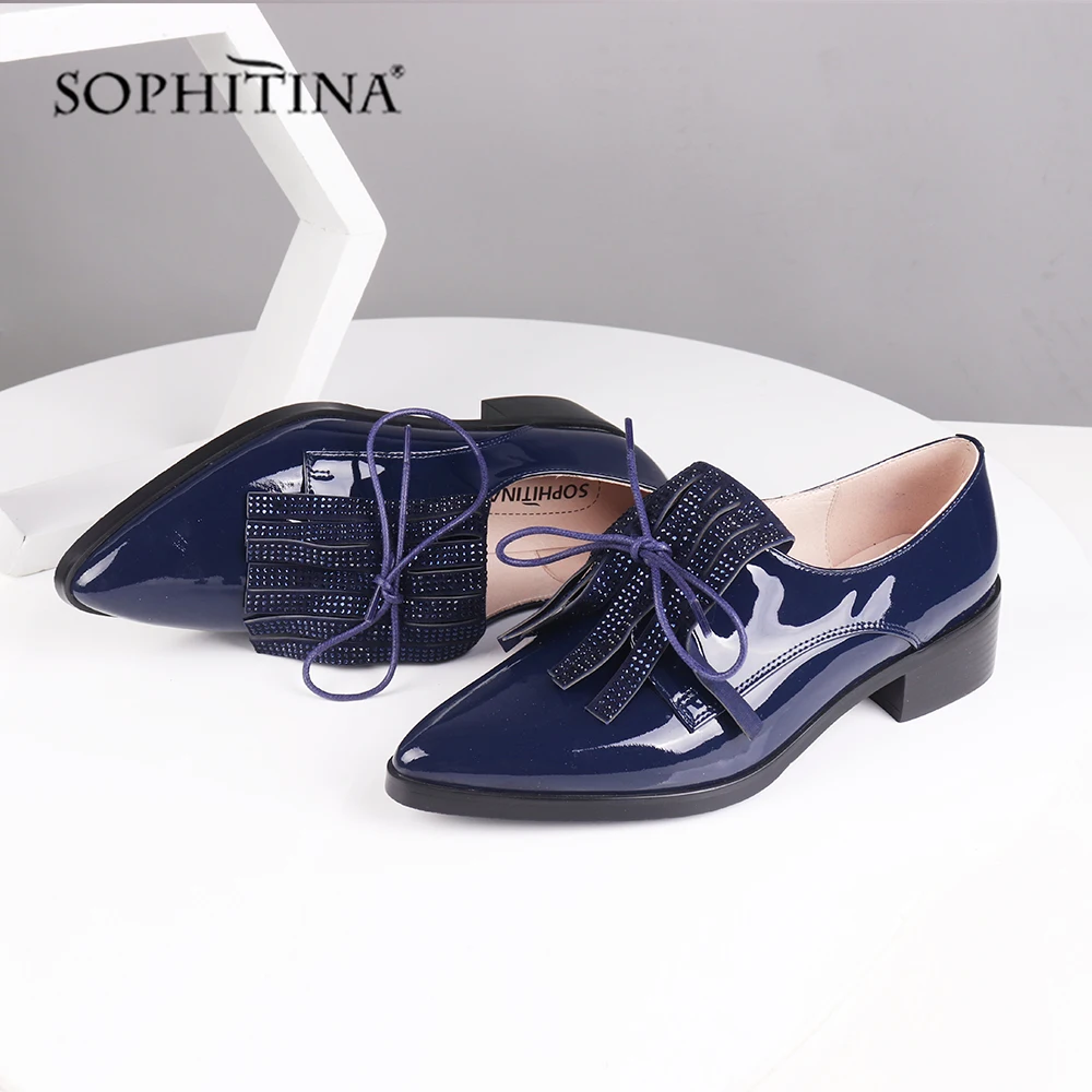 SOPHITINA/новые модные туфли на плоской подошве; удобные пикантные туфли на квадратном каблуке с острым носком; высококачественные туфли из лакированной кожи; женские туфли на плоской подошве с бахромой; MC484