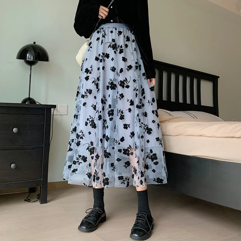

2020 new summer and autumn mesh skirt women's fashion mid-length three-color skirt lace print A-line skirt