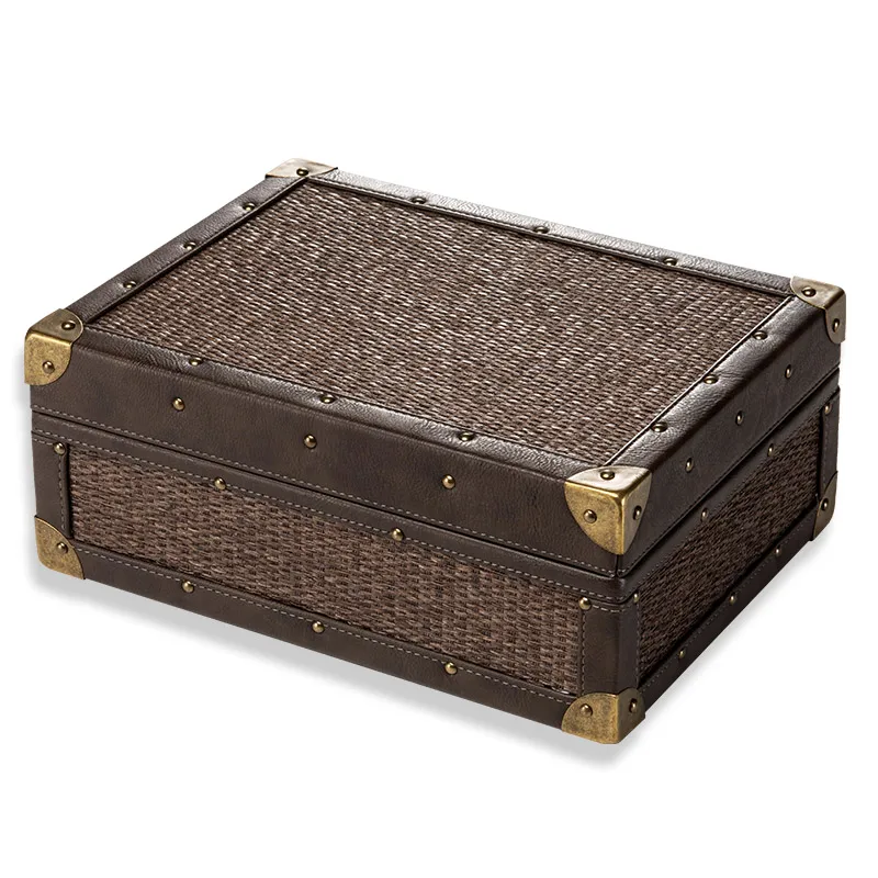 

Cigar box moisturizing pine woven strip portable large capacity double humidifier storage cabinet cigar box can hold 50 PCS