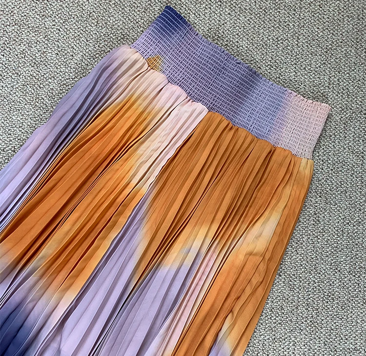 Асимметричная плиссированная юбка с цветными строчками