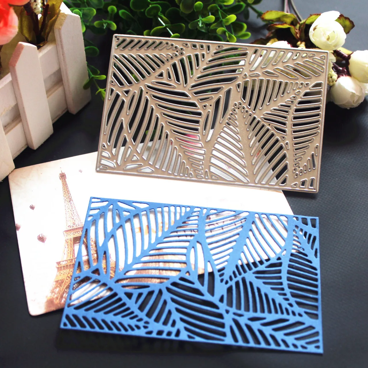 

Leaves Boarder Metal Cutting Dies for DIY Scrapbooking Album Paper Cards Decorative Crafts Embossing Die Cuts