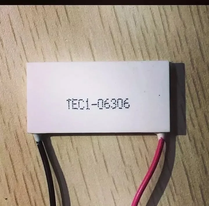 Semiconductor refrigeration sheet for beauty equipment TEC1-06306 20*40*3.5mm 42W 6.3V 4.8A maximum temperature difference 60&deg;C