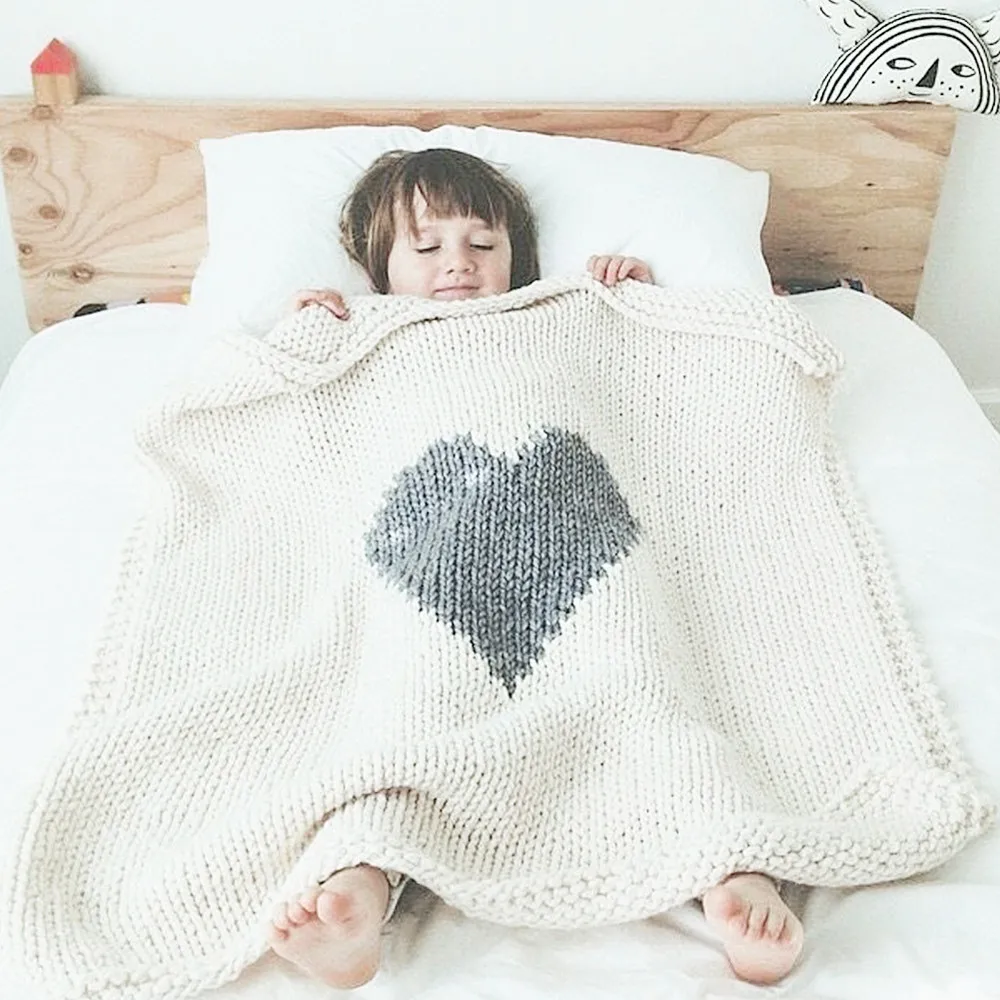Детские носки для новорожденных; теплые мягкие зимние вязаные изделия с изображением милых сердечек Одеяло для малышей вязаное одеяло постельные принадлежности одеяло играть Одеяло осень стиль