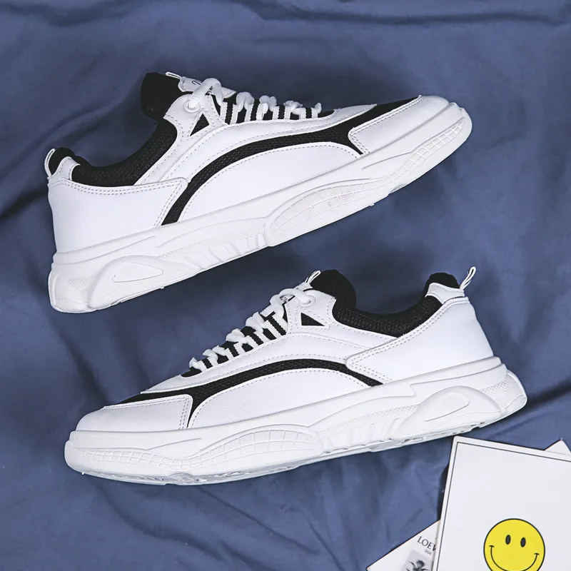Spring New Style Men's Casual White Shoes Lightweight Breathable Running Shoes Versatile Mesh Athletic Shoes Men's