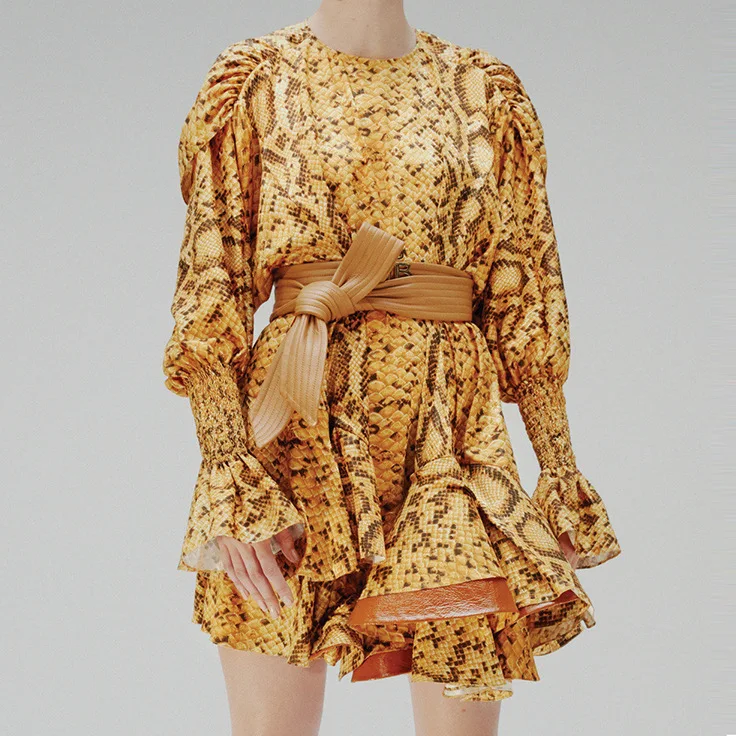 

New fashion printing leopard print round neck foam sleeve waist show thin Pleated Dress in early spring 2020