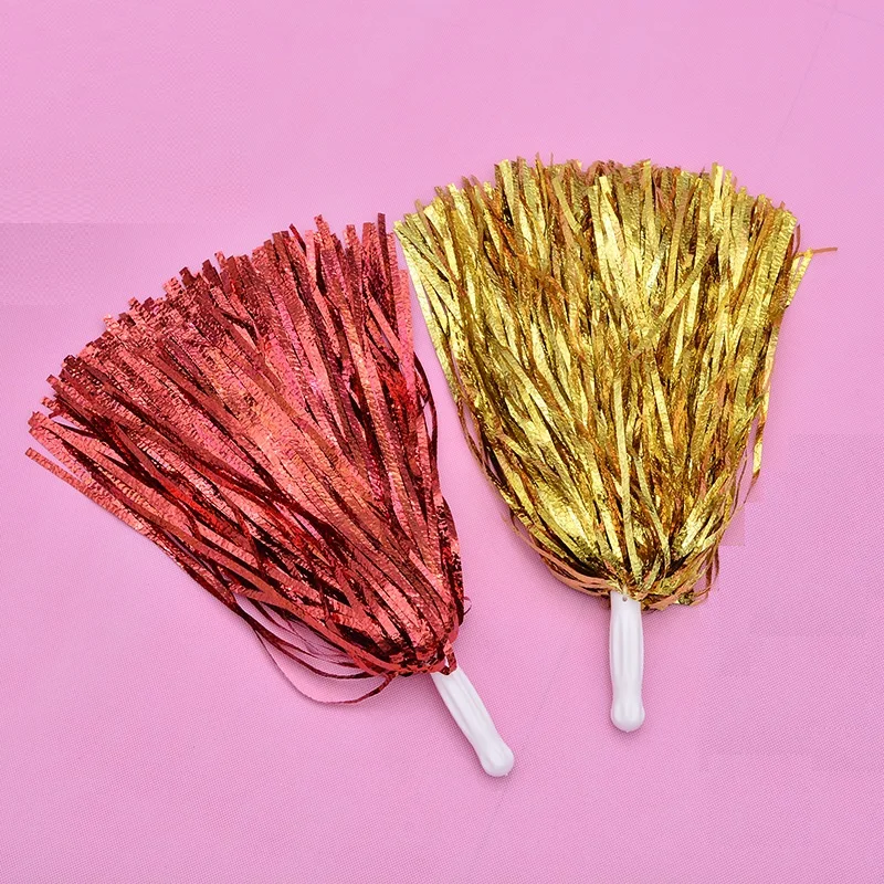 помпоны для черлидинга из дождика. султанчик на палочке из дождика. султанчики для детского сада из дождика. помпоны из мишуры для танцев. помпоны из дождика.