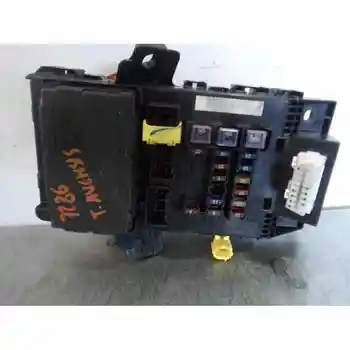 

8264105011 BOX RELES/FUSES TOYOTA AVENSIS SALOON (T 22)