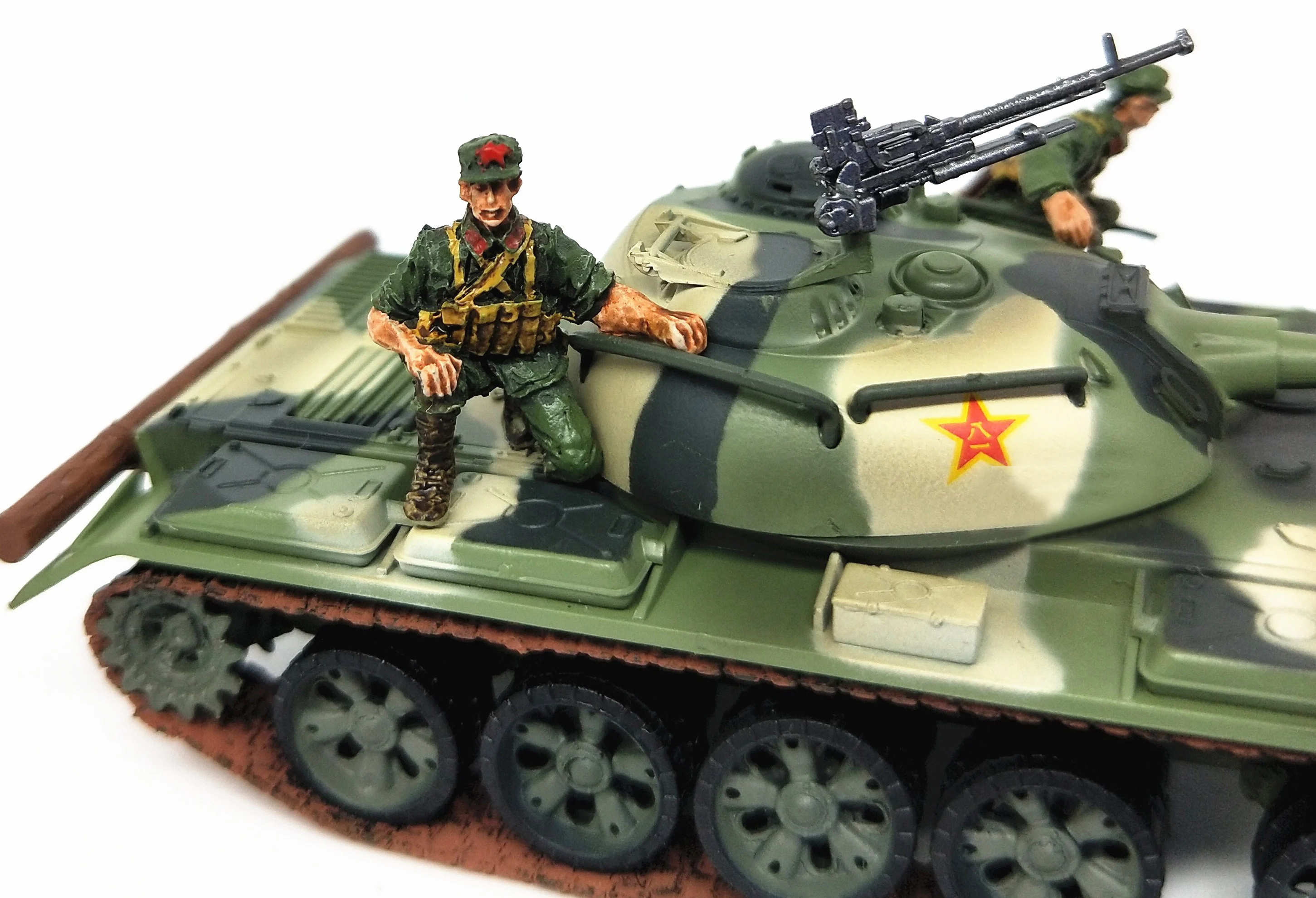 1: 72 Китай армия имитация T55 Тип 59 Танк+ два солдата Коллекция Модель