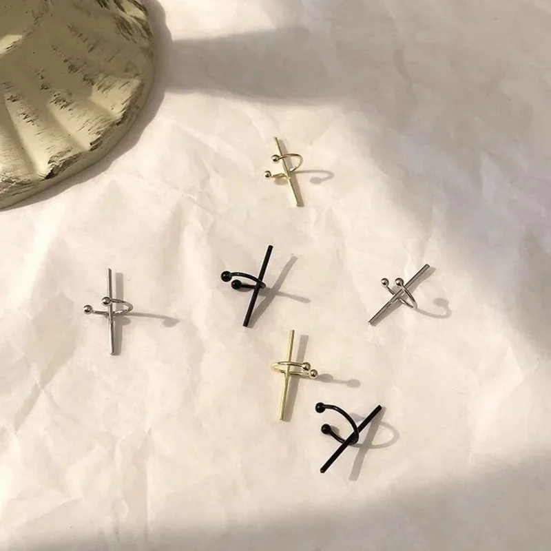 

1PC minimalist personality wild cross ear bone clip 2019 Korean female ear clips without pierced boys and girls earrings