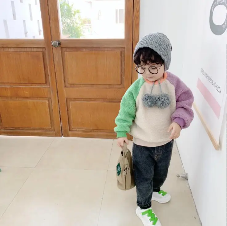 Новая стильная ФЛИСОВАЯ ФУТБОЛКА для девочек и мальчиков зимняя хлопковая модная детская толстовка с длинными рукавами на возраст от 2 до 7 лет