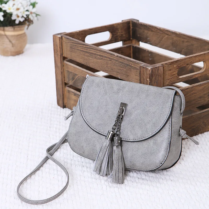 

2017 New Style Korean-style Fashion Retro mo sha bao Stereotypes Tassel Bag Square Sling Bag Crossbody Bag