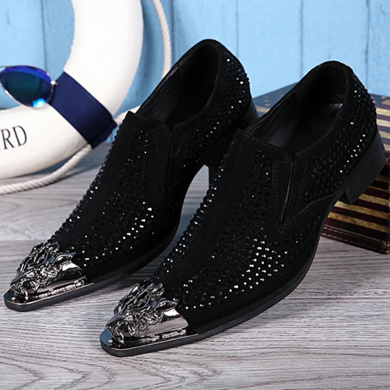 

Large size men's leather shoes British style business pointed shoes men's iron casual shoes Korean fashion trend men's shoes