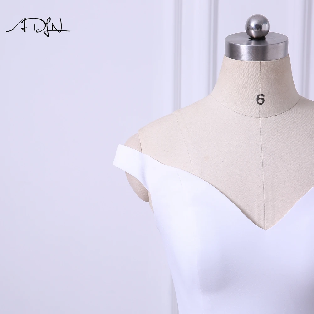 HTB1QUWObPJTMKJjSZFPq6zHUFXa1