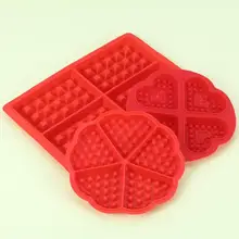 Bricolage gaufre moule modèle antiadhésif cuisine gâteau faisant des accessoires outil de cuisson chaude 4 coeurs rouges gaufre moule 1 pièces(China)