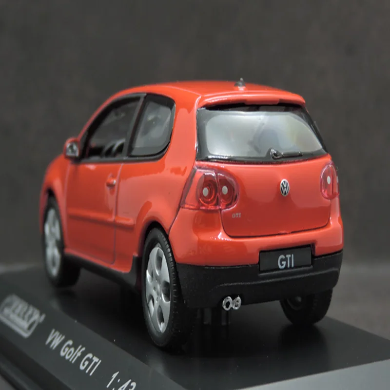 Высокая симуляция 1/43 Volkswagen Golf GTI 5-го поколения MK5 литая винтажная модель автомобиля ностальгическая Миниатюрная модель игрушки-машины