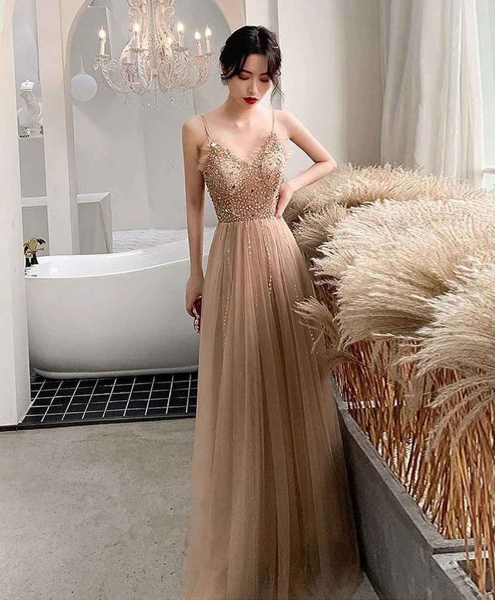 

Sexy Spaghetti Straps V Neck A-line Women Dinner Dress Beads Tulle Formal Evening Gown robe de soiree