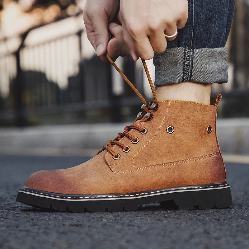 

Hight-top Versatile MEN'S SHOES Retro Waterproof Wearable Warm Men's Autumn And Winter New Style Martin Boots Snow Boots