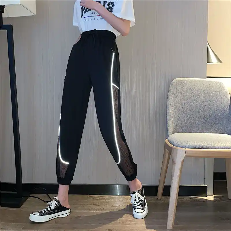 pants with white line