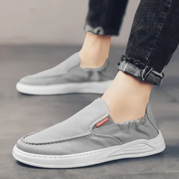

Men Canvas Shoes slip on Breathable Mens Casual Shoes Lazy Korean Version Wild Summer Sneakers Shoes moccasins Chaussure Homme