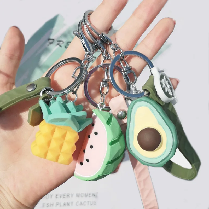 

2020 Creative Banana Avocado Pineapple Key Chain Girl Keyring Simulation Fruit Keychains Suitable For Gifts Car lady bag pendant
