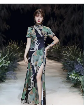 

Charming Retro Women Short Sleeve Audrey Cheongsam Chinese Traditional Wedding Dress High split Long Qipao Plus Size S-4XL