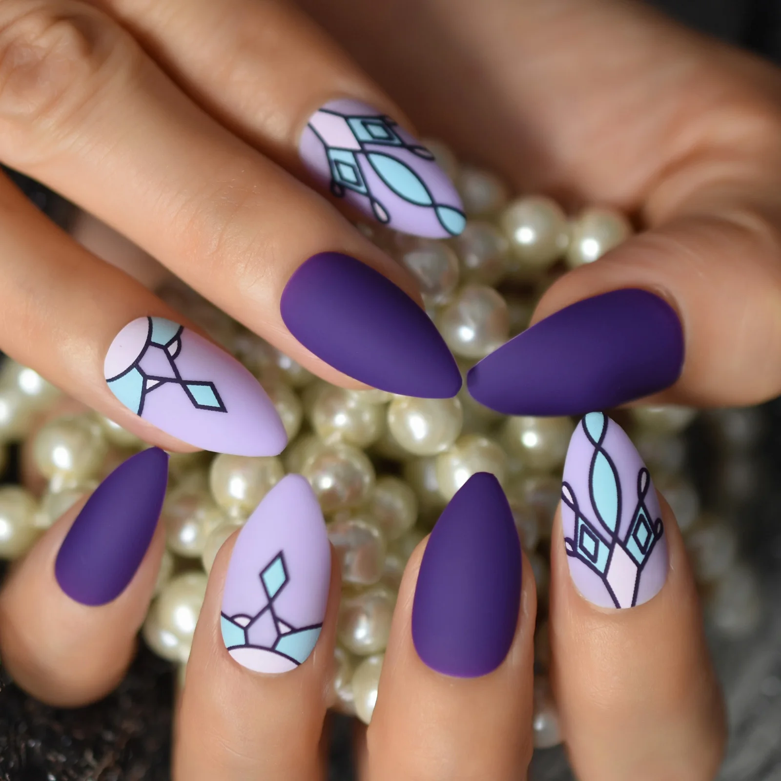 28pcs Purple Fake Nails Press On False Nail Tips Matte Almond Stiletto Medium Short Kit Retro Pattern Manicure | Красота и здоровье