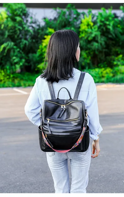 Fashion School Bags for Teenage Girls Women Backpack Rivets Shoulder Bag School Bag Big Pu Leather Women Backpack Small Rucksack 2