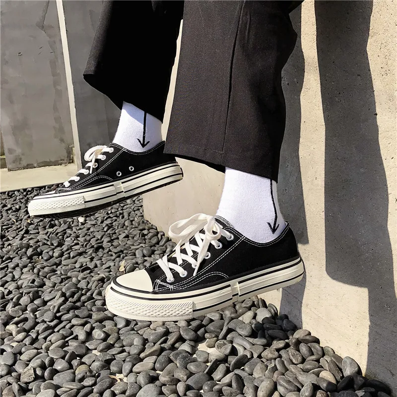 

New Style Classic Style Men Canvas Skate Shoes Vulcanization Quality MEN'S SHOES College Style Versatile White Shoes Summer