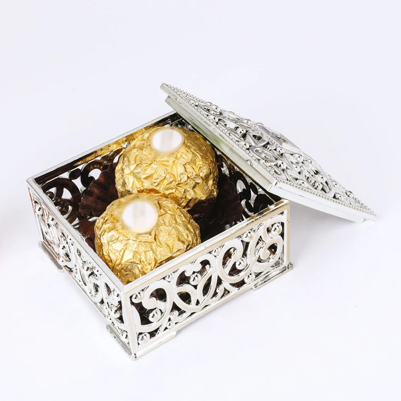 

12X Candy Box Creative Plastic Hollow Small Gifts Handicrafts Chocolates Package