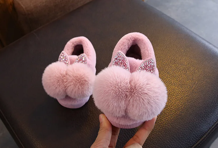 Children's Indoor Warm Non-slip Soft Bottom Cotton Shoes Autumn and Winter New Medium and Small Children Can Wear Cotton Shoes