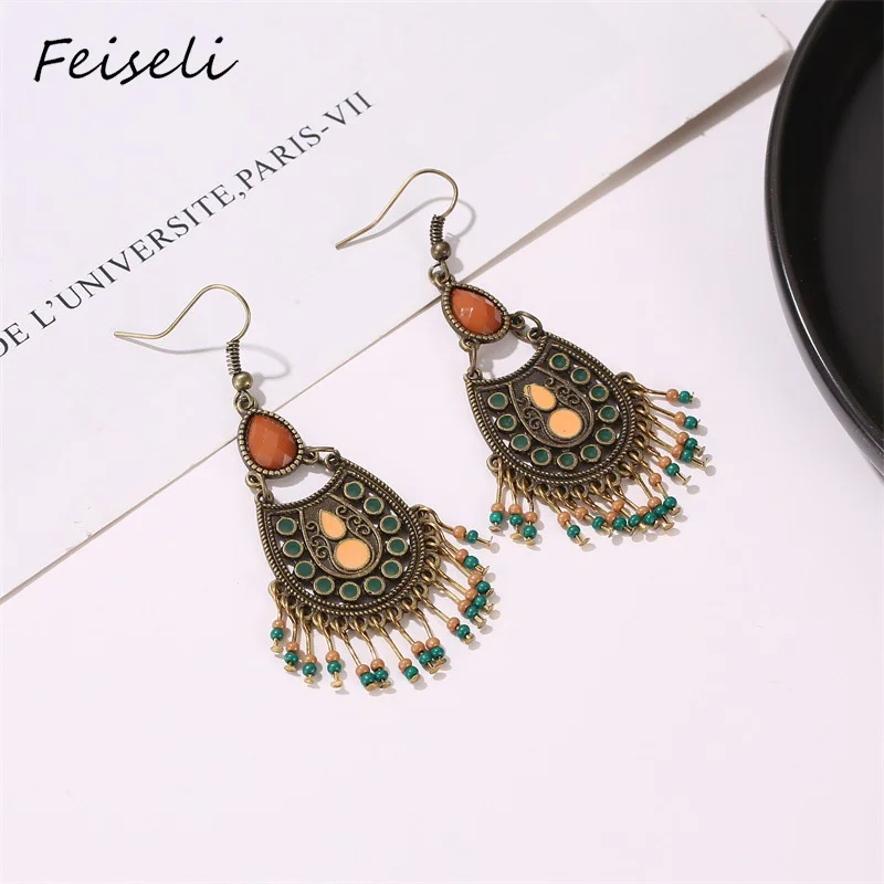 12792883935_2130544268