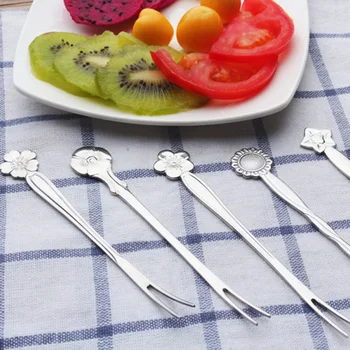 

5PCS Flower Mini Fruit Fork Reusable Tasting Fruit Picks Fork Tableware for Dessert