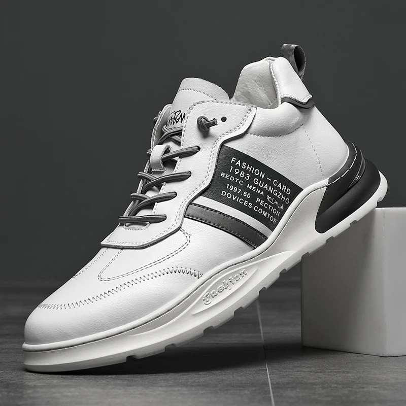 

TAKAMUN 2020 New Breathable Non-Slip Wear-Resistant High Quality Board Shoes Spring Fashion Trend Leather Casual White Walk