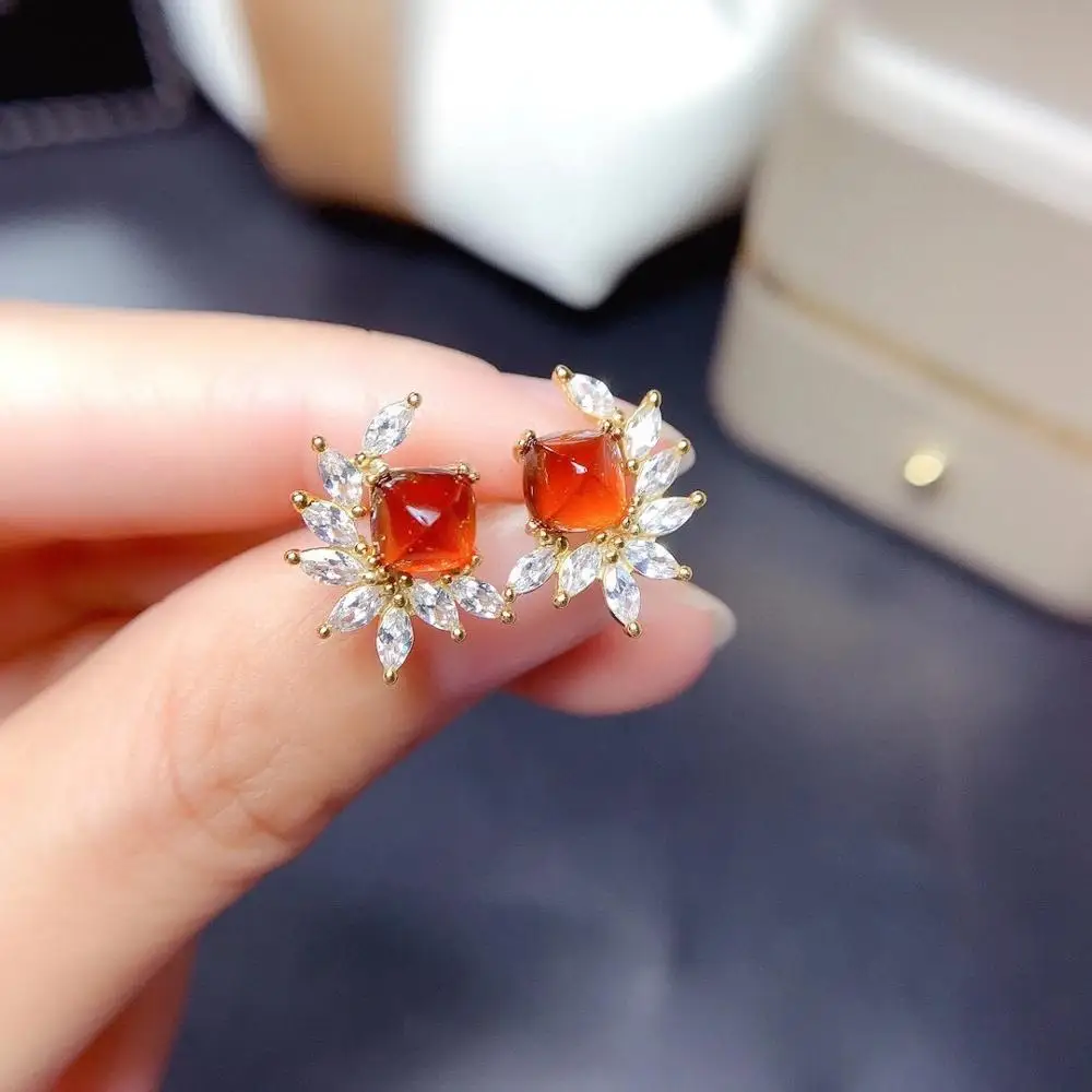 

Angel Wing Syle Earrings, Natural Sugar Taffeta Garnet Earrings, S925 Sterling Silver Ladies' Popular Jewelry