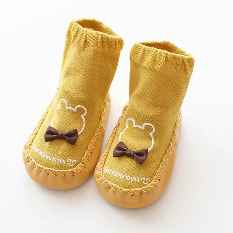 Новые носки для малышей, носки для новорожденных с резиновой подошвой, теплые носки на зиму и осень домашние тапочки Нескользящие ботинки детские носки с мягкой подошвой - Цвет: Цвет: желтый