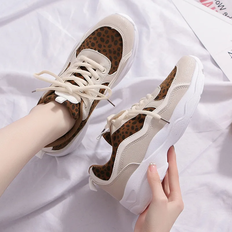 

New Arrival Men Running Shoes Animal Print Green Leopard Print Platform flat Female Trainers Breathable walking sneakers