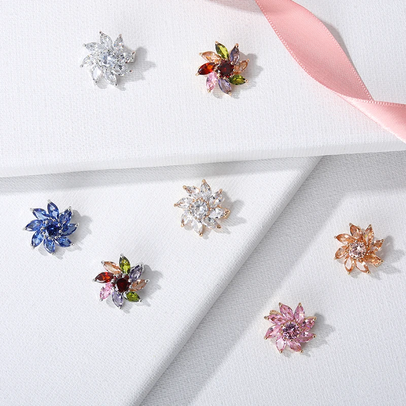 

Rhinestone Cute Flower Brooches For Women Men Crystal Zircon Small Collar Pin Brooch Jewelry For Party Banquet
