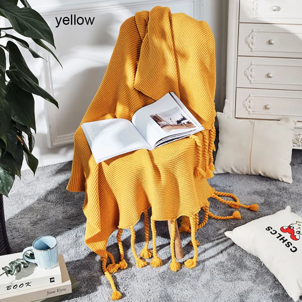 Portable Throw Blanket Soft Warm Anti-Pilling Knitted Carpet Thread Scarf for Travel Nap Office Sofa Home Textile with Tassel