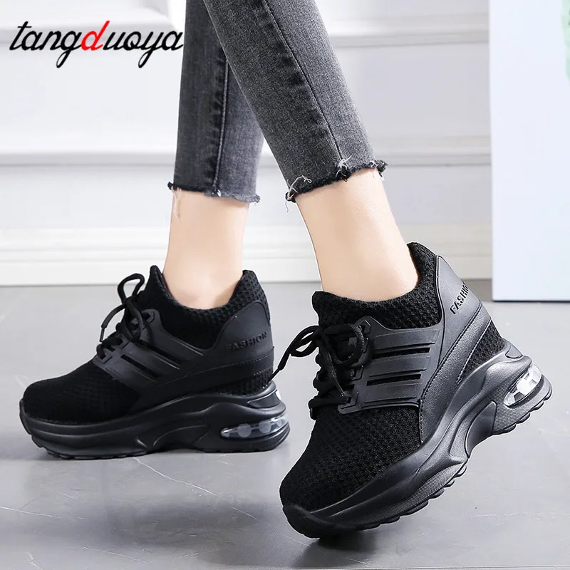 Женская обувь женская модель 2020 года Модные дышащие туфли на платформе и высоком