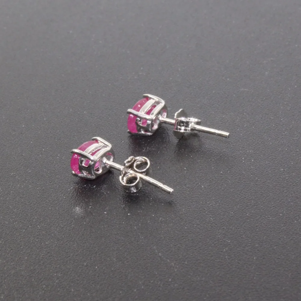Natural Ruby Silver Earrings 4 * 6 Mm Ruby Stud Earring Simple 925 Silver Ruby Earrings Classic Ruby Jewelry for Wedding