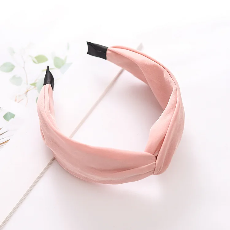 10122705361_1325823027