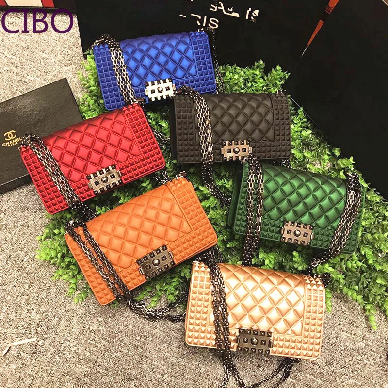 

Bag 2019 new Korean version small fragrant rivet jelly bag fashion one shoulder slant across gun color chain small square bag