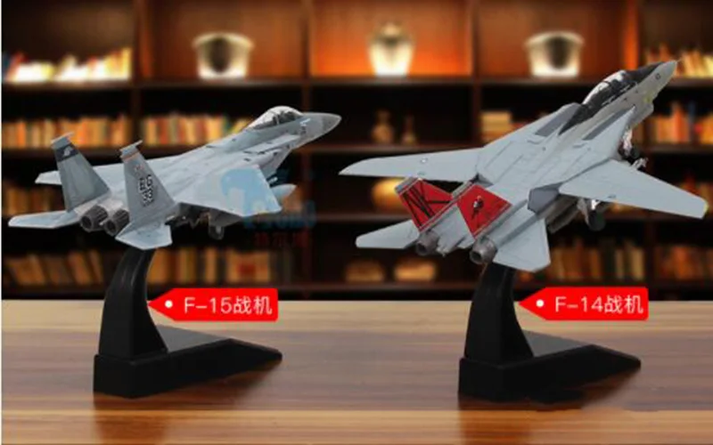 1/100 модель американского флота Tomcat Grumman бомбардировщик с пламенем самолета