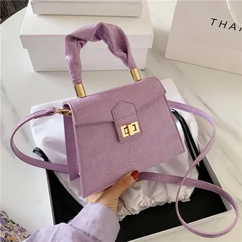 

Foreign bag female 2020 new Korean version of the fold portable temperament crocodile pattern personality shoulder messenger bag