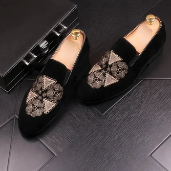 

Men's Suede Casual Shoes Men Top Fashion Sneakers Lace-up High Style Solid Colors Wild Men's Embroidered Hair Stylist Shoes