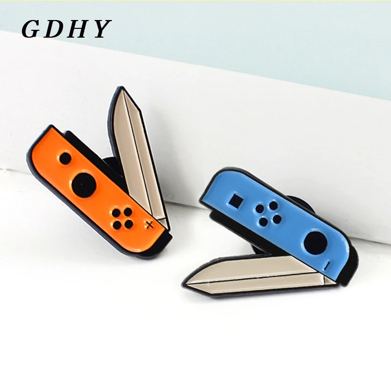 GDHY мультфильм Кинжал нож геймпад ручка эмалевые броши булавки оранжевый синий